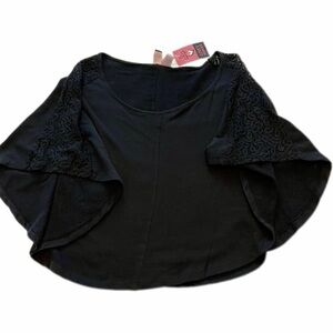 Love On A Hanger Black Lace Cape Top Small Boho Chic Minimalist Statement Piece